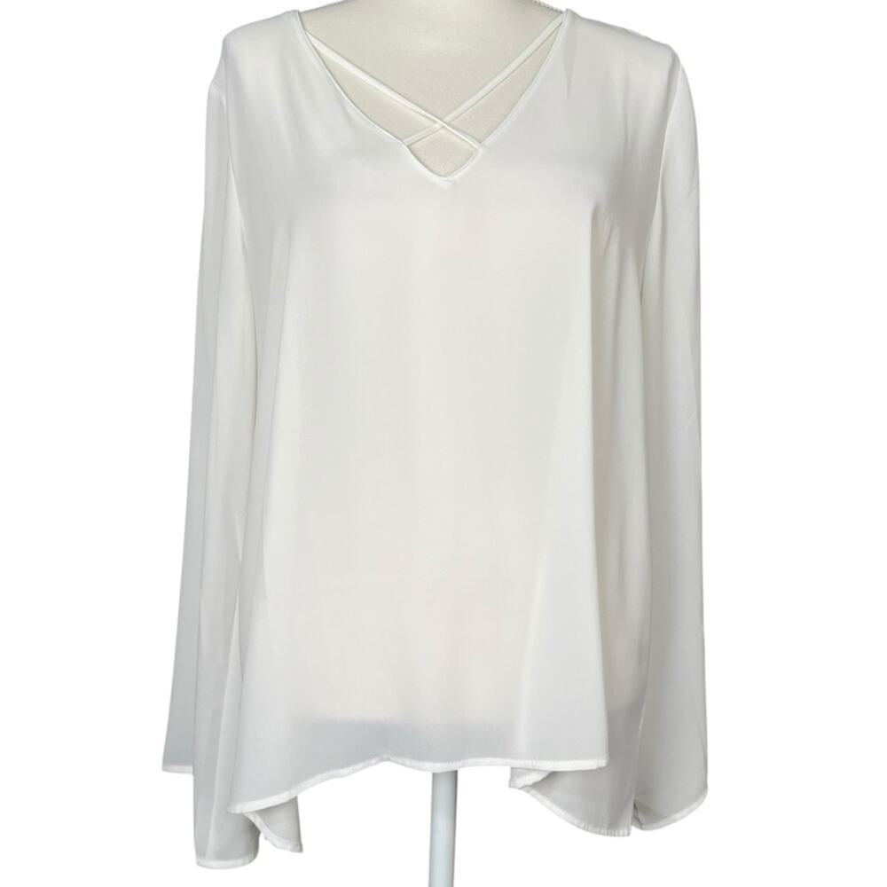 Lush White Women’s Blouse Size Large